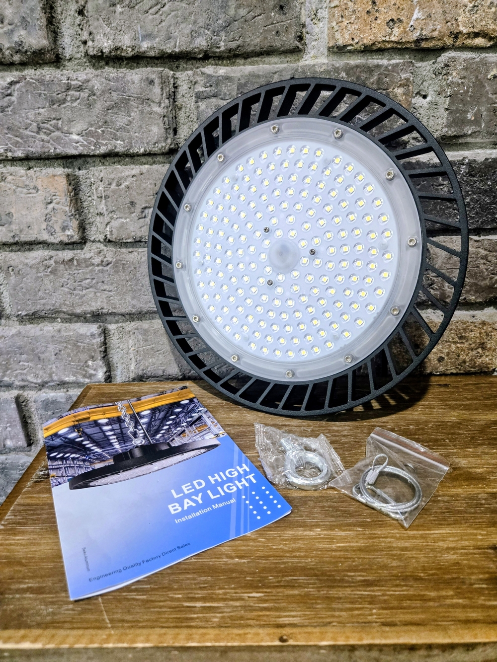 Brand New SZSKING 200W UFO LED High Bay Light - 22,000 LM Daylight